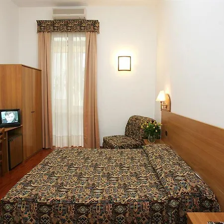 Eden Hotel