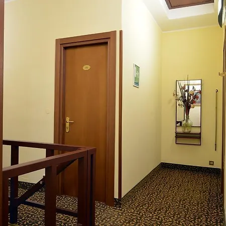 Eden Hotel